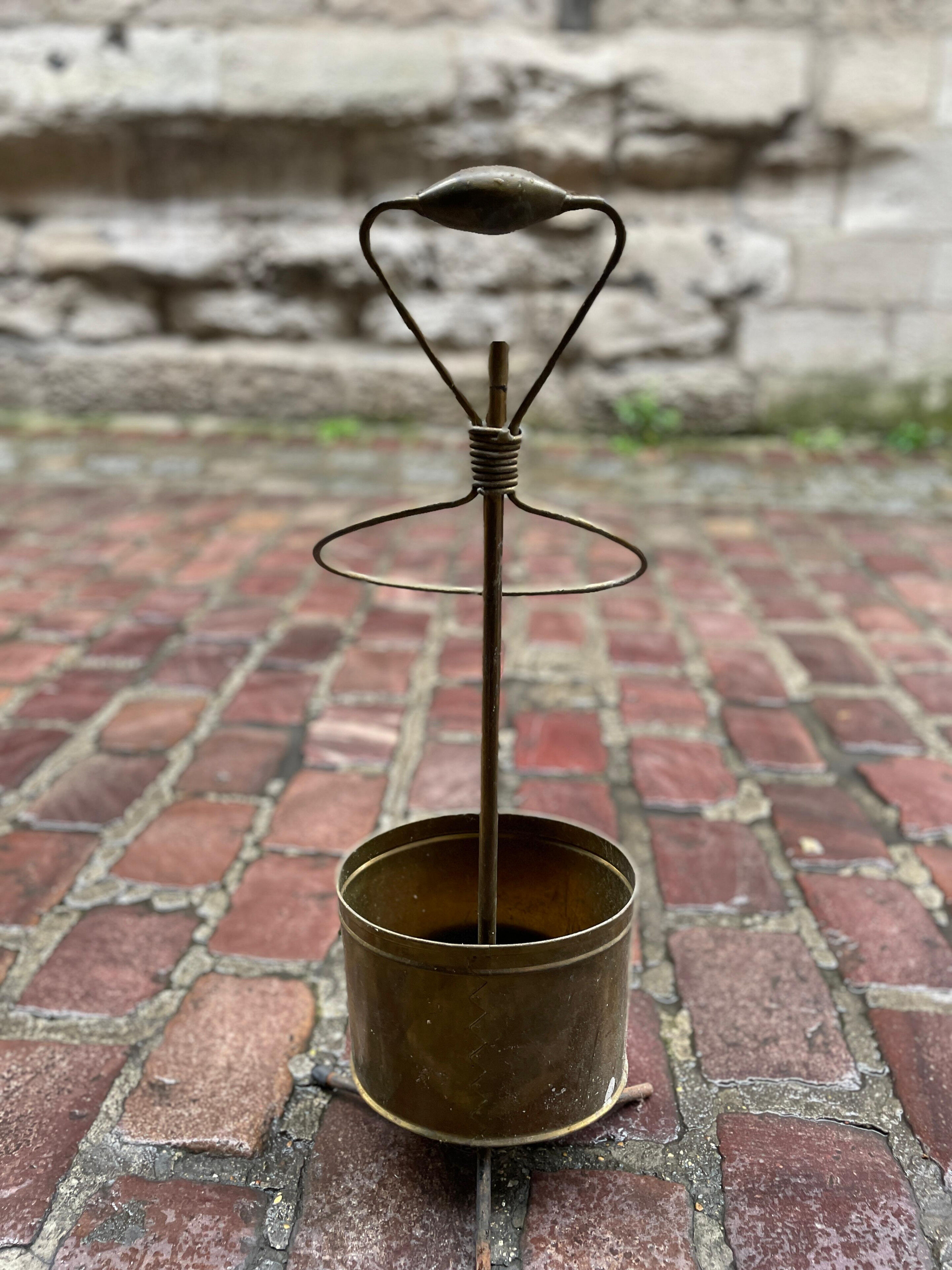Porte-parapluie en laiton de Mathieu Matégot, années 1950