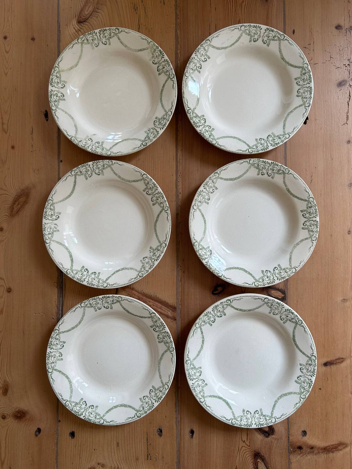 Set of 6 old soup plates