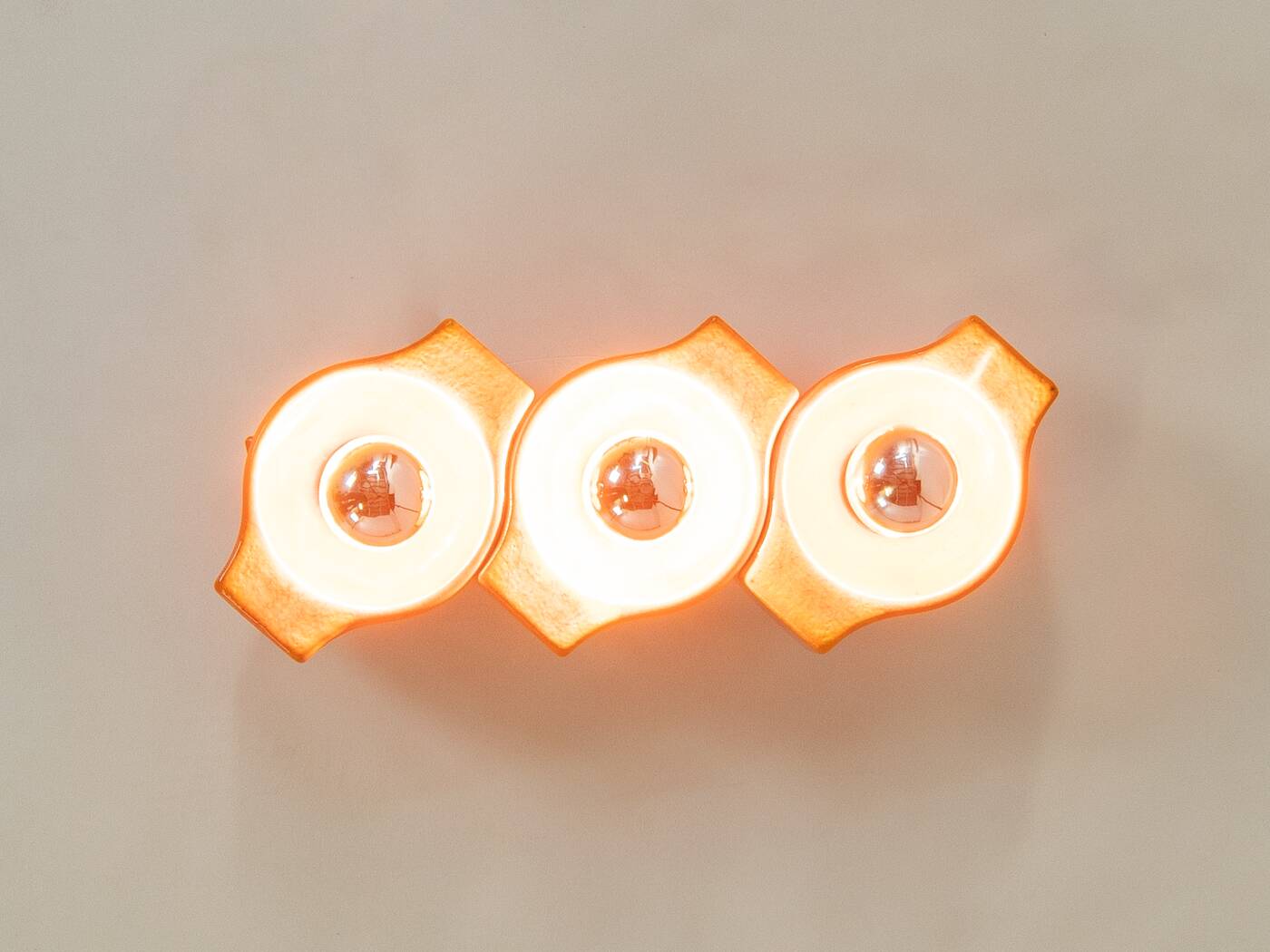 Lampe murale de l'ère spatiale, Cari Zalloni, Leola