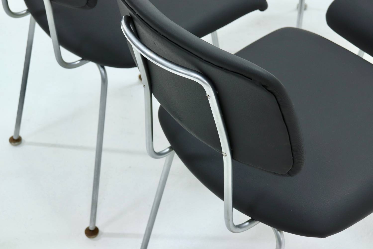 Set of 4 dining chairs Gispen 1263 by AR Cordemeijer 1960