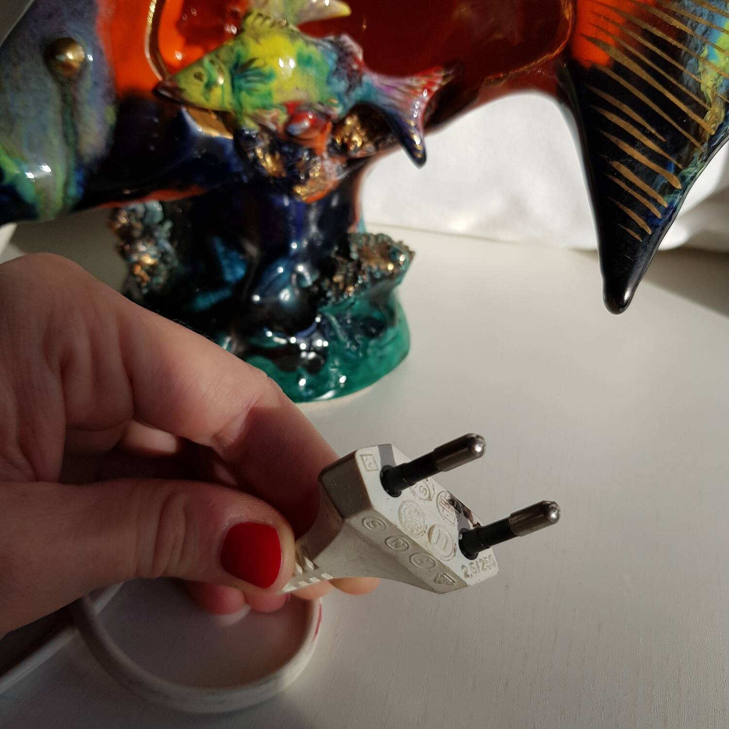 Lampe poisson en céramique avec ampoule