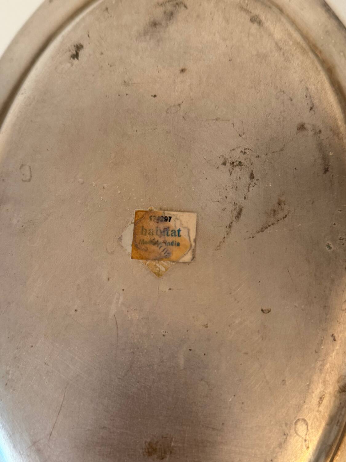 Oval metal tray – Habitat