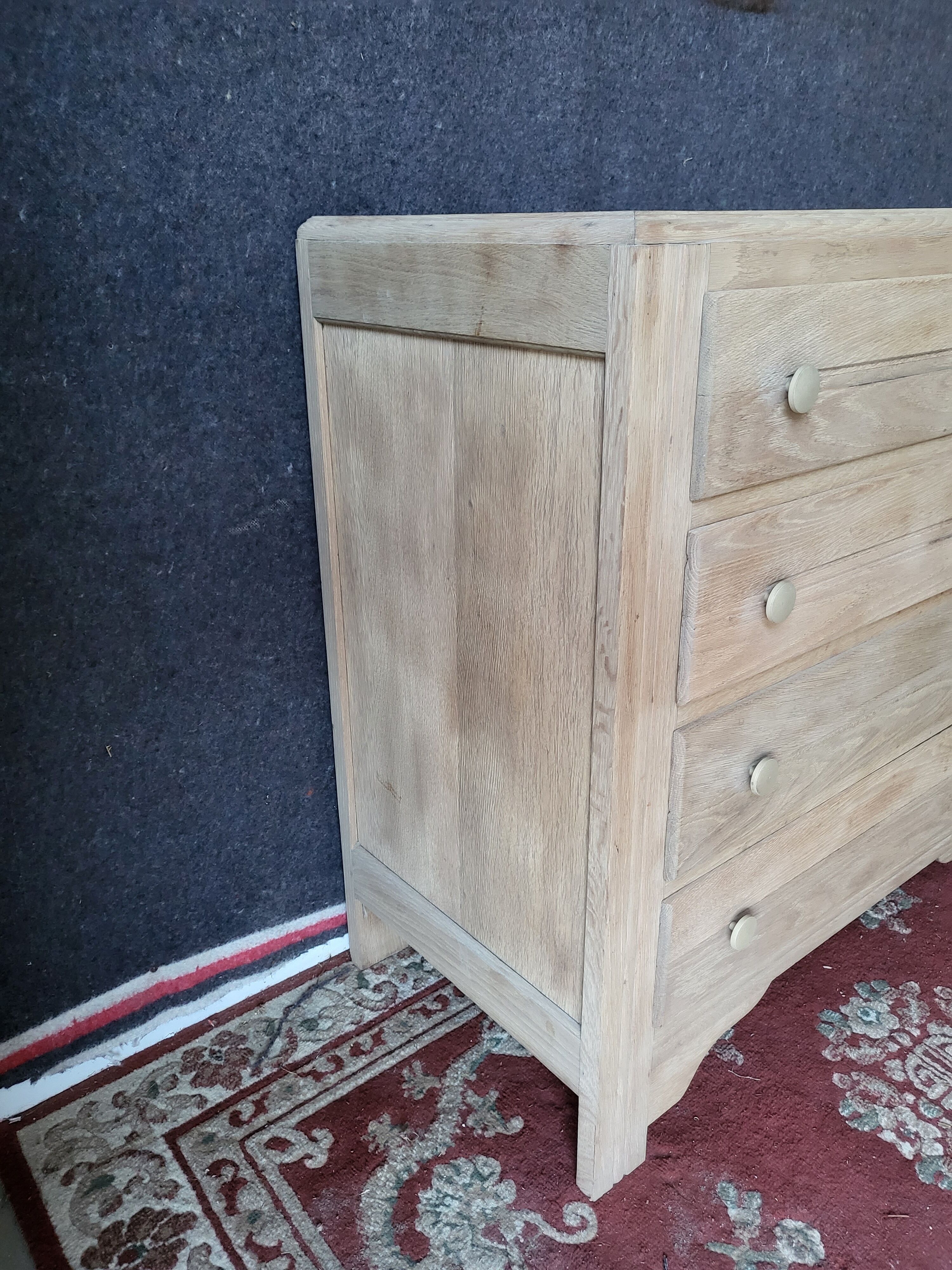 Vintage chest of drawers