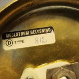 Applique en laiton avec abat-jour original en verre blanc laiteux, conçue par Svend Mejlstrøm Danemark années 1960