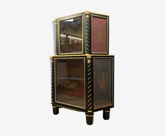 Vitrine d'exposition époque Napoléon III en bois noirci et dorure vers 1850
