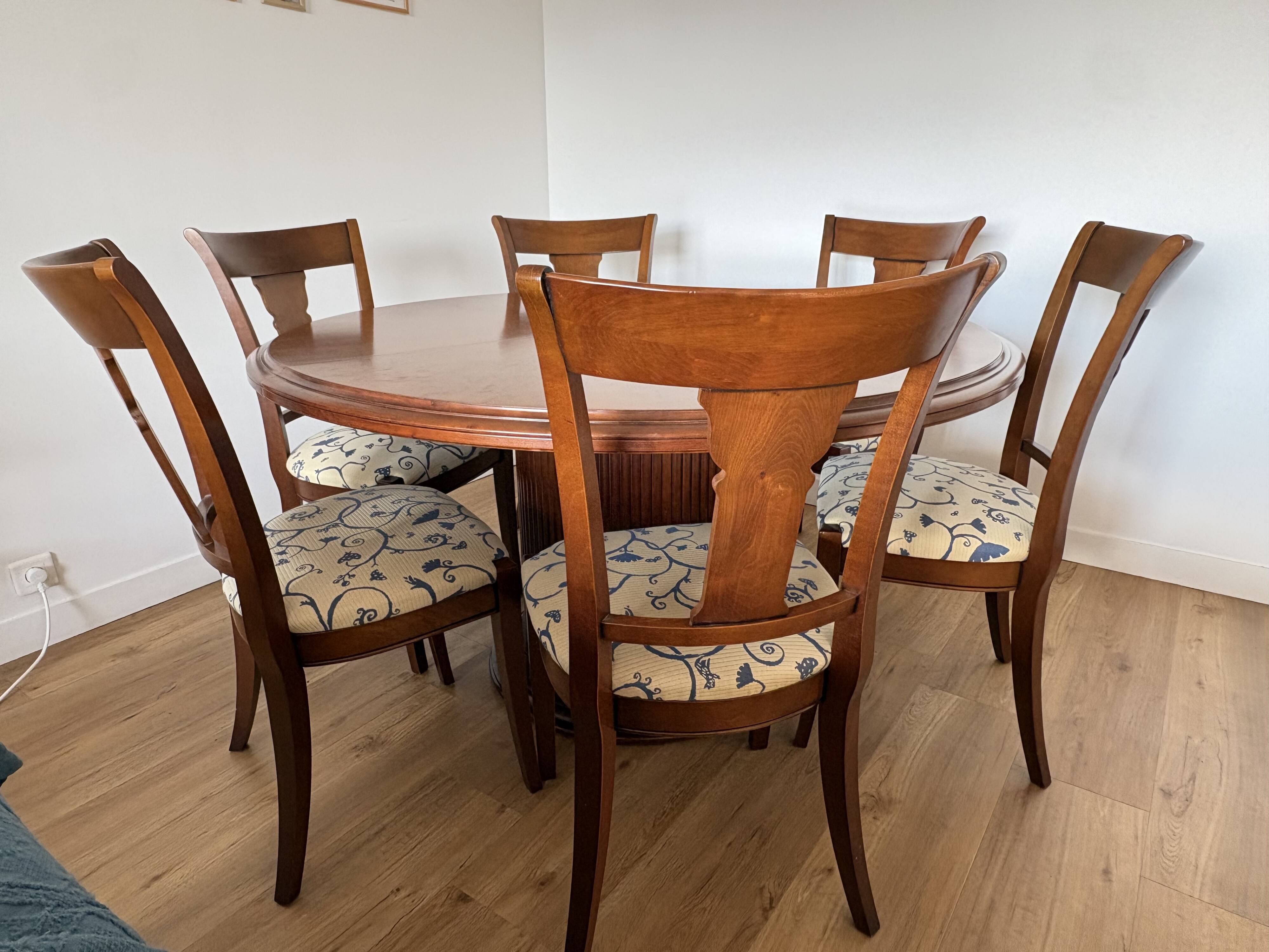 Vintage 1970s Grange dining table Round extendable 1.4-1.9m - with 6 chairs