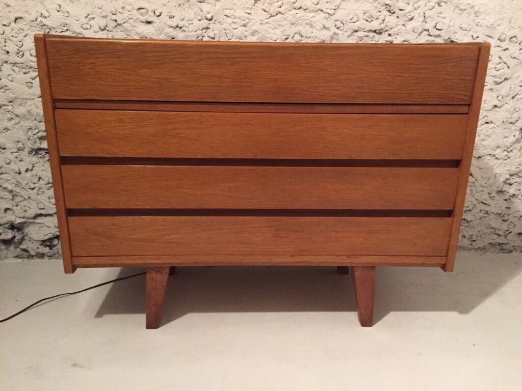 50s hairdresser in light wood