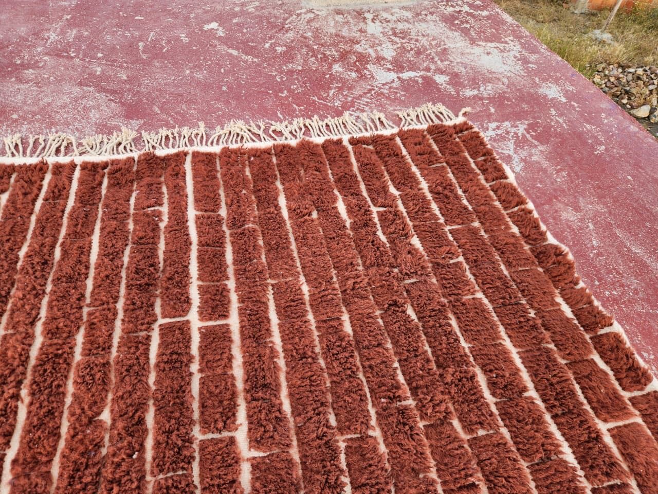 Authentic Beni Ouarain rug 250 x 200 cm – Natural wool chocolate brown