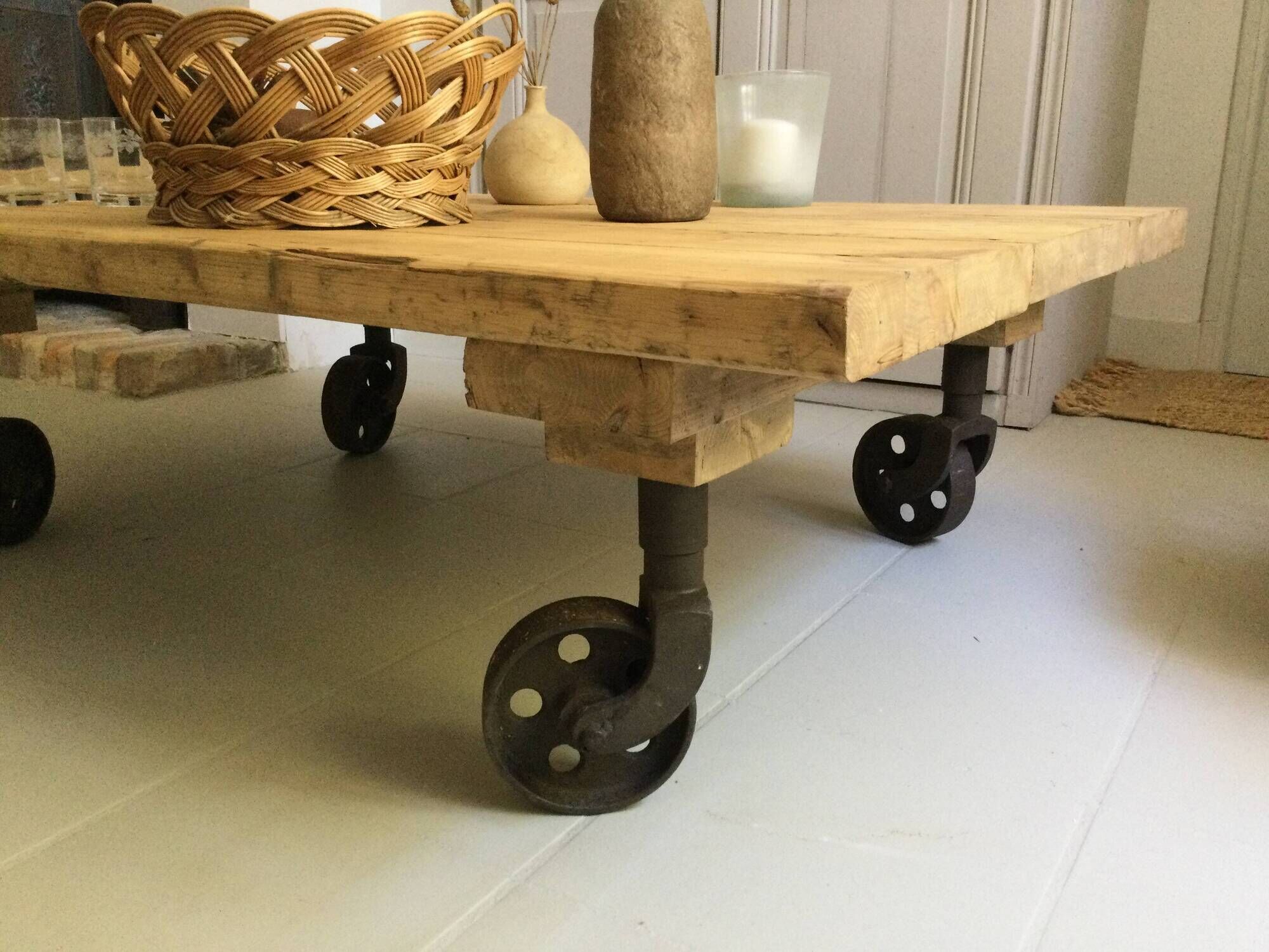 Coffee table on wheels