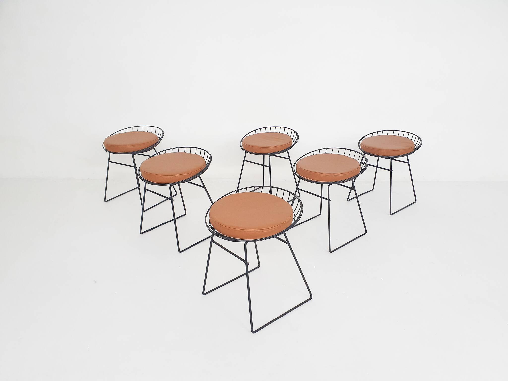 Cees Braakman for Pastoe KM05 metal wire stools, The Netherlands 1958