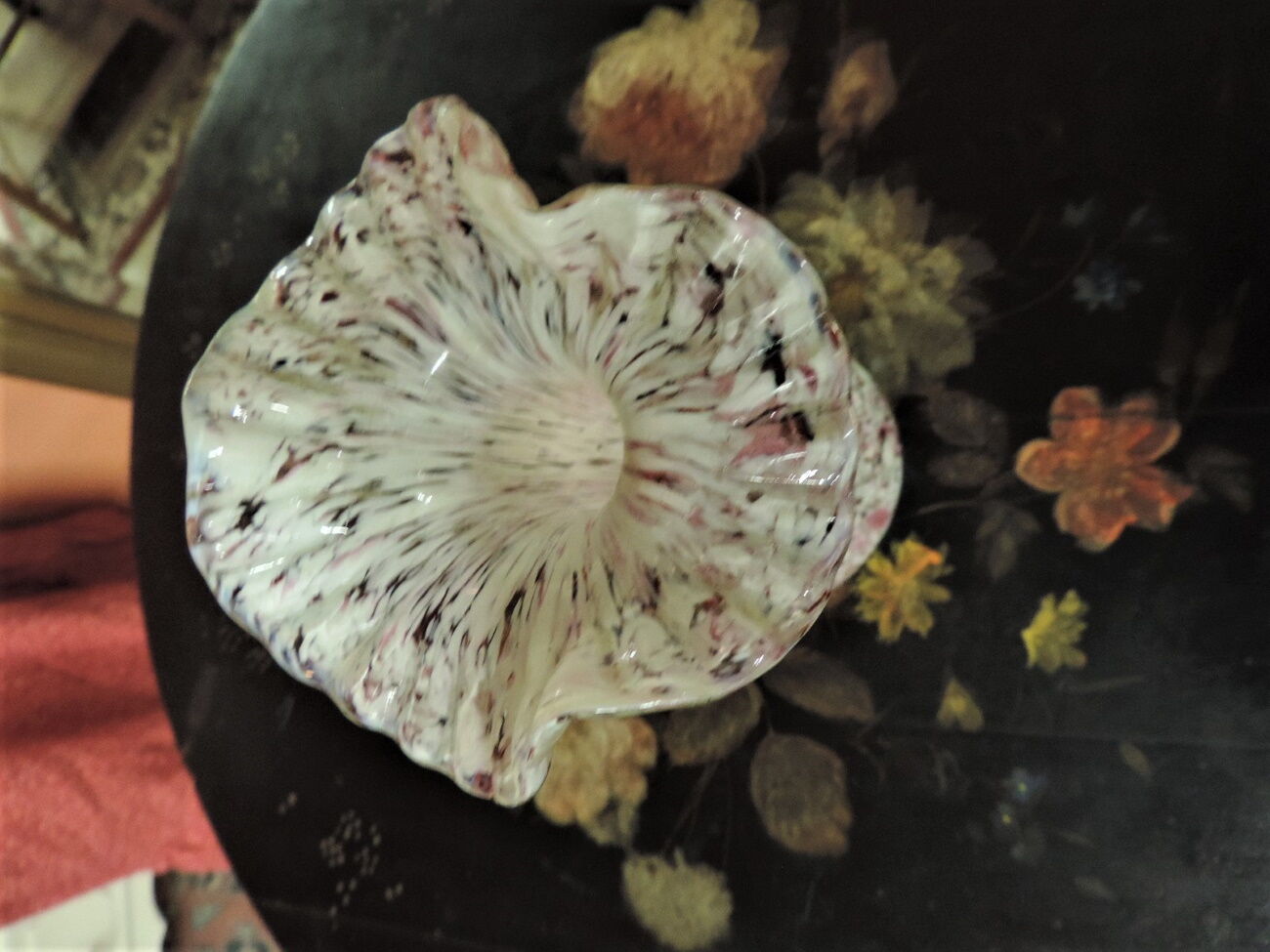 Clichy glassware vase