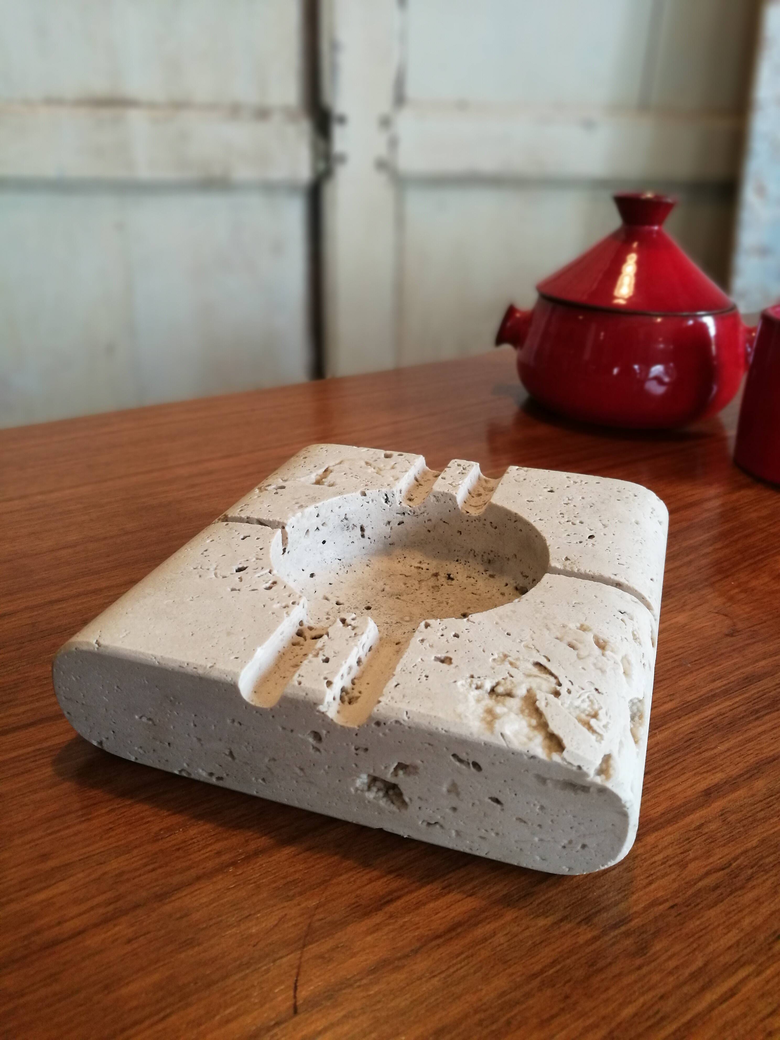 Fratelli Mannelli travertine ashtray