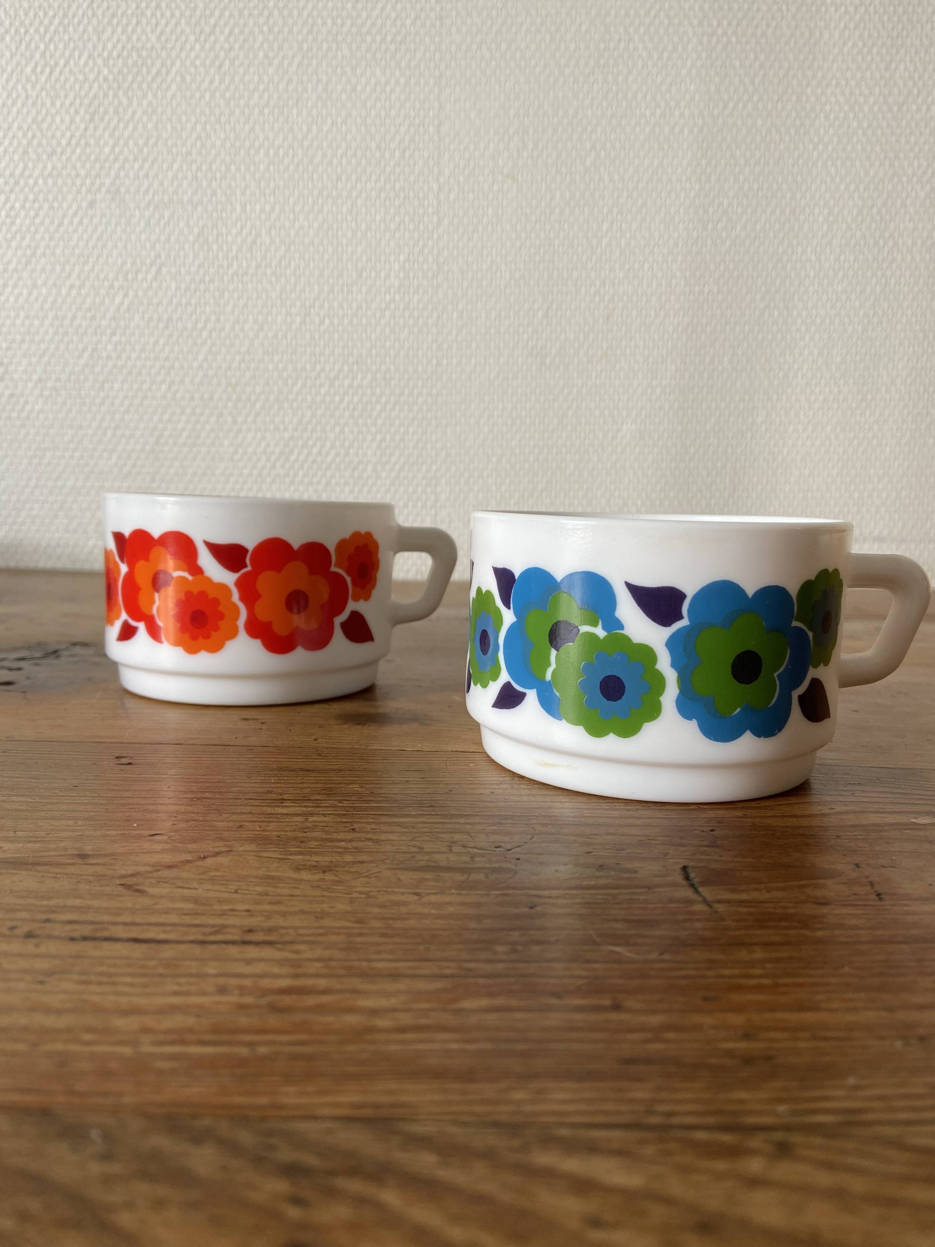 Duo de tasses arcopal vintage années 80, motif Lotus
