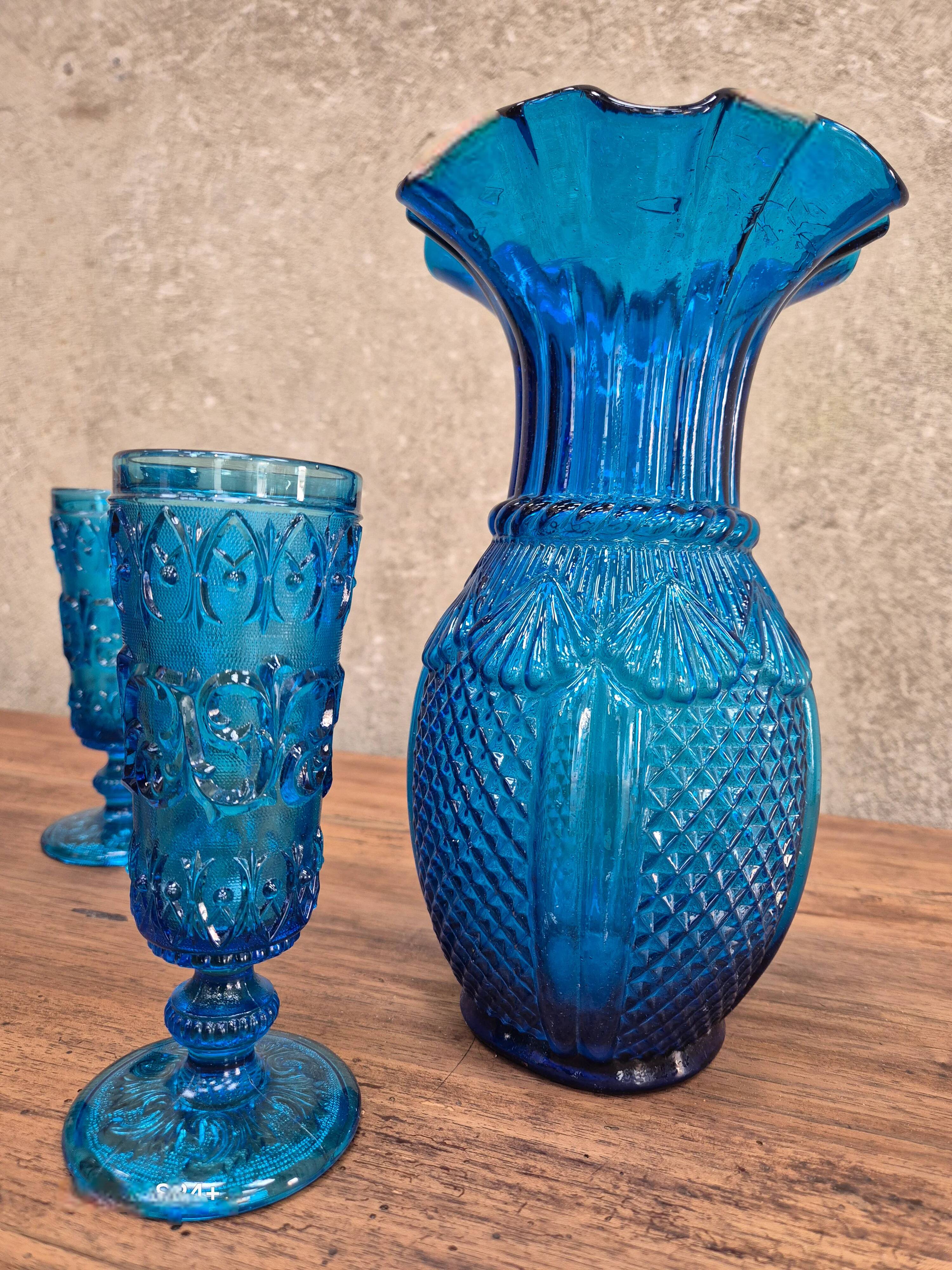 Vase bleu cobalt en verre