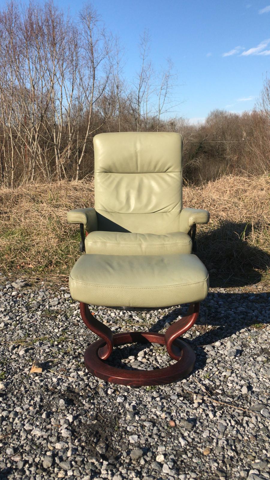 Stressless armchair