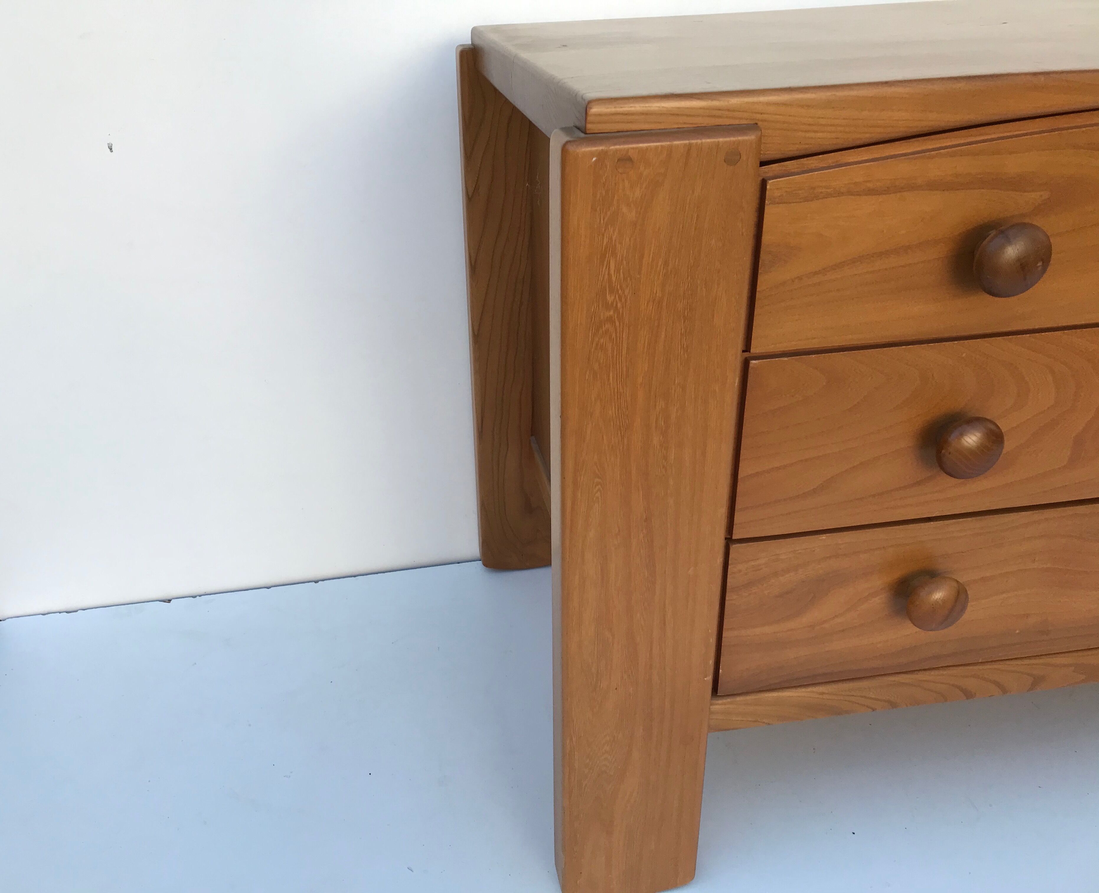 Commodus in solid elm, Maison Regain, 1970s