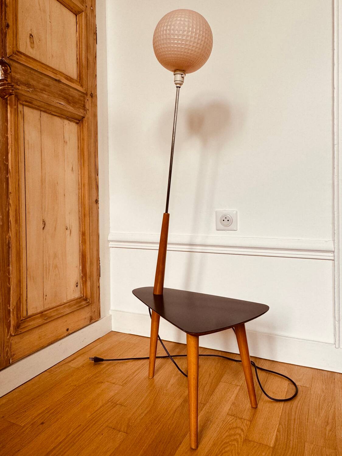 Vintage tripod reading lamp, circa 1960