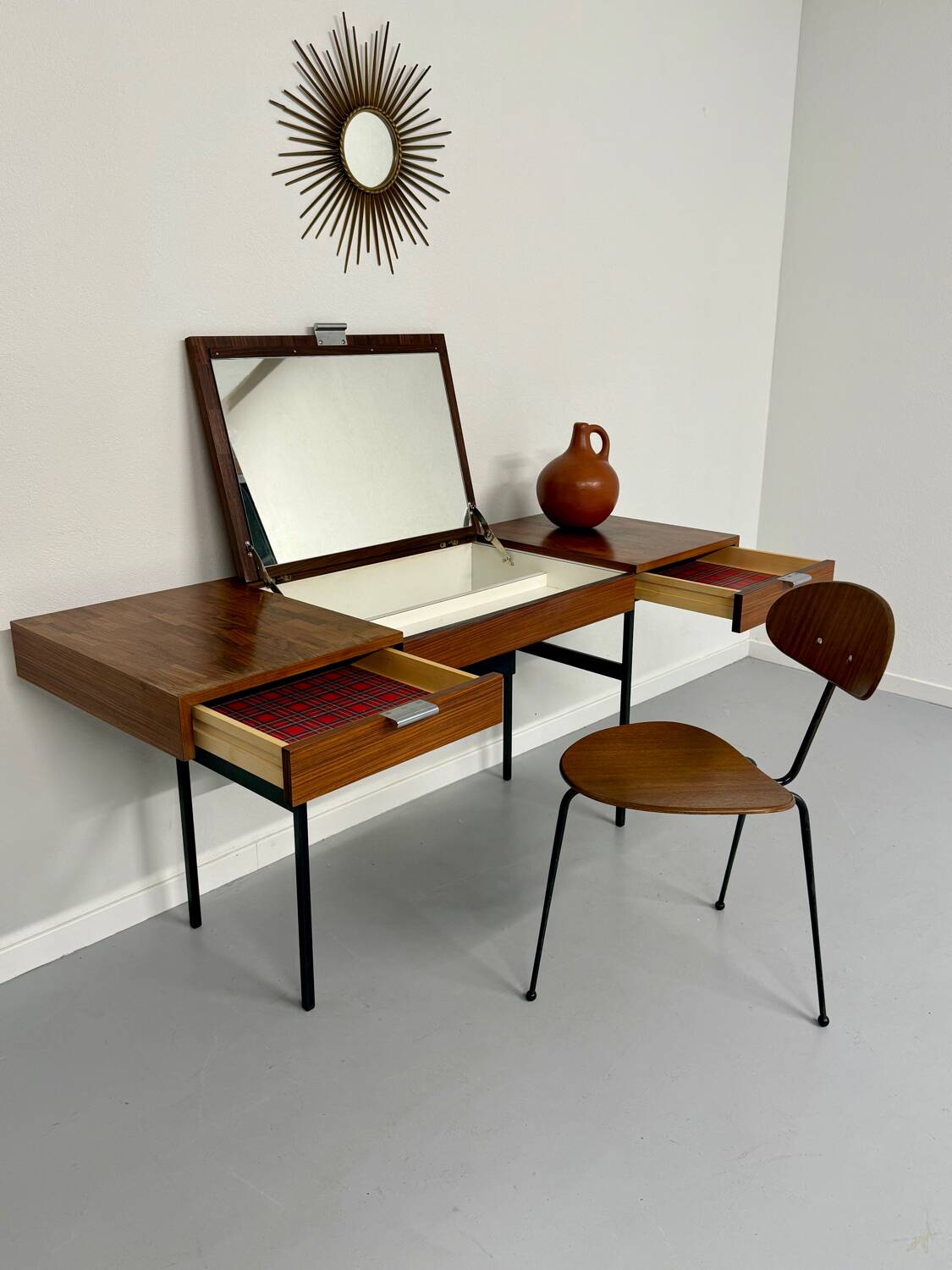 Old dressing table desk design 50s Idealheim Dieter Wäckerlin vintage