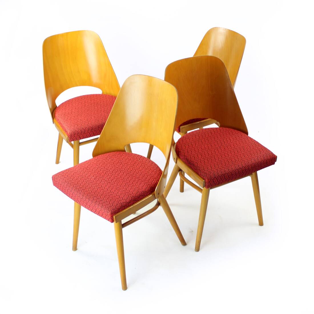 Ensemble de quatre chaises modernes en hêtre du milieu du siècle par Oswald Haerdtl pour Thonet, 1960