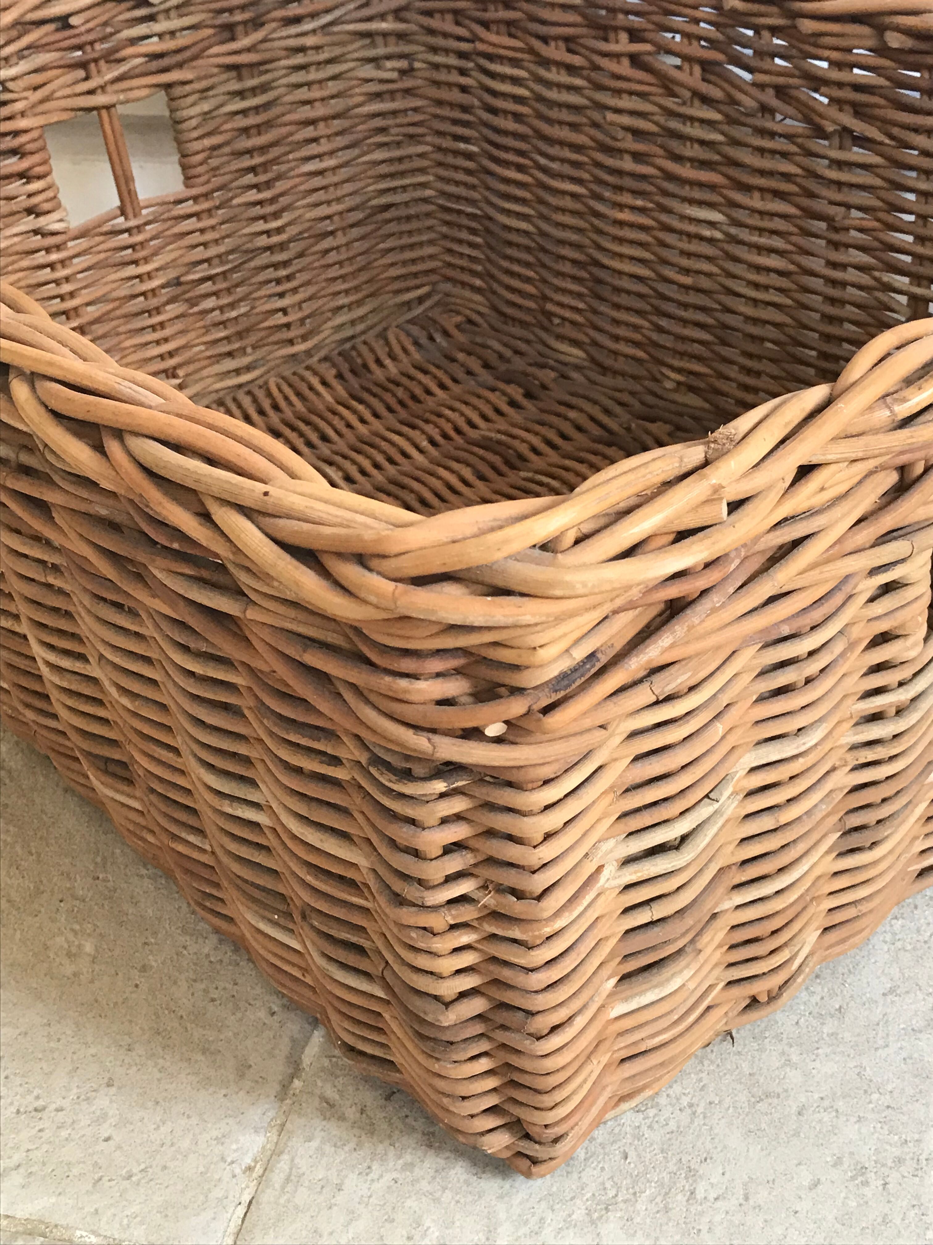 Wicker laundry clothing