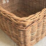 Wicker laundry clothing