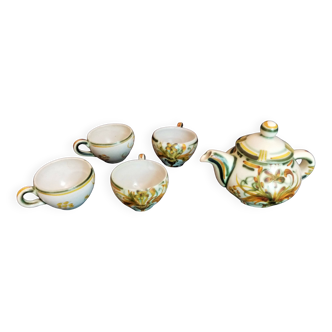 Keraluc teapot + 4 cups
