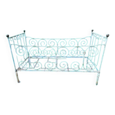 Volute cage bed for winter and summer gardens