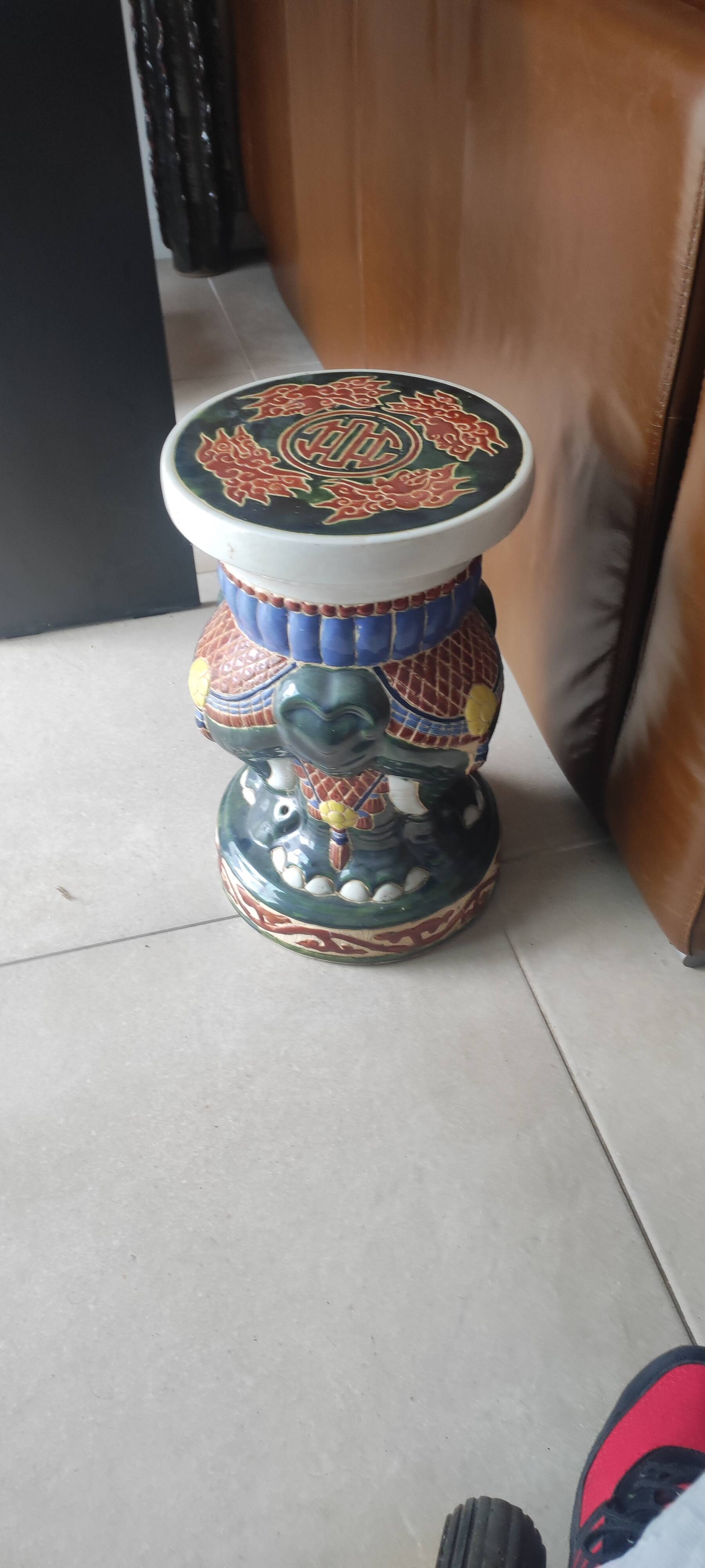 Tabouret de jardin / Sellette d'appoint / Porte-plante  ​Matériau :