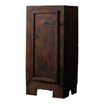 Bonnetière alpine en sapin – Piémont, XVIIIᵉ siècle, art populaire