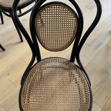 Série de 8 chaises viennoises N.33 de J&J Kohn, 1900