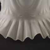 Abat-jour décoratif français vintage blanc opaque avec bordure à volants