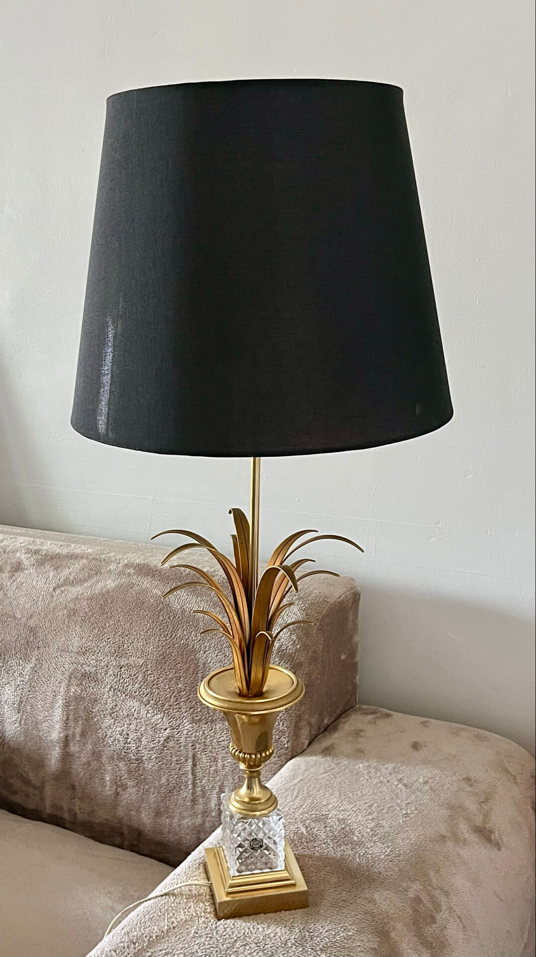 Table lamp