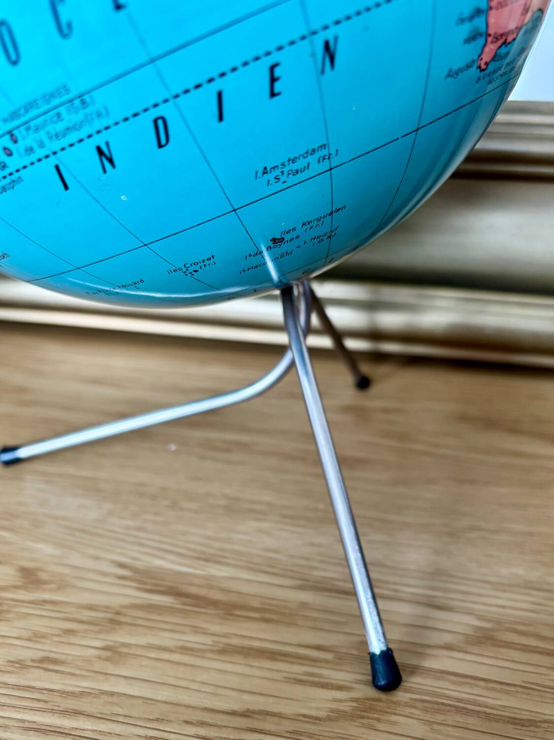 Mappemonde globe terrestre tripode