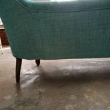 Meridian, velvet bench