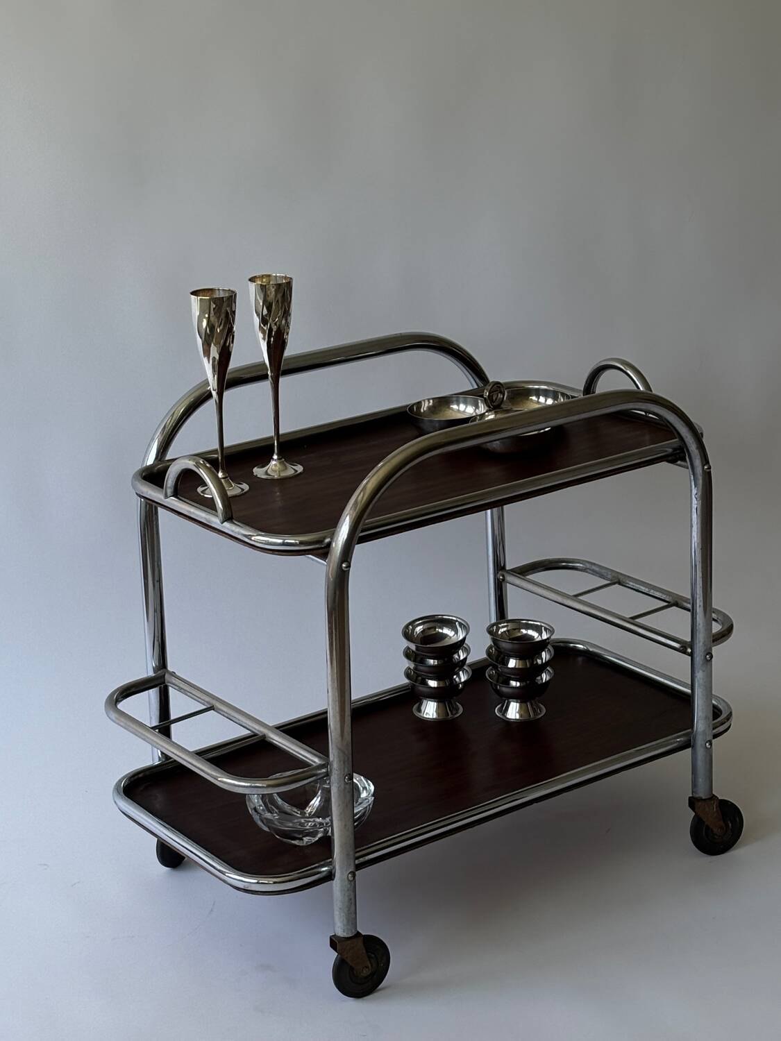 Modernist rolling dessert bar from the 1930s by Robert Mallet-Stevens.