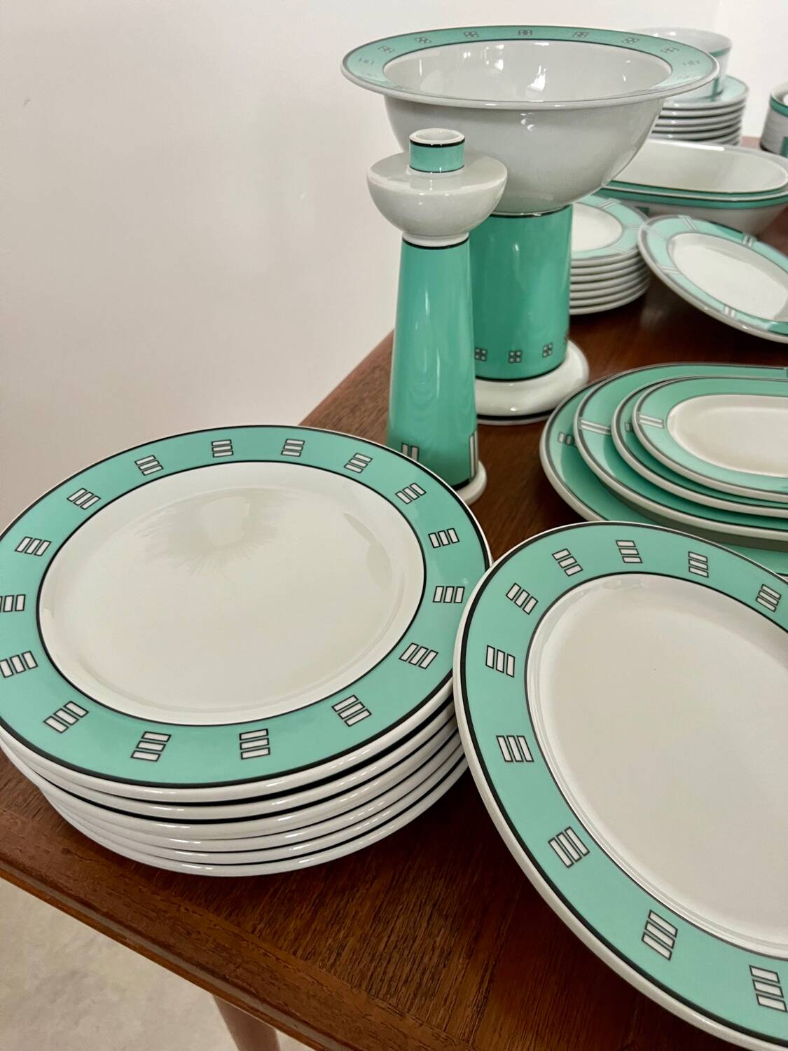 Vintage 72-piece tableware set Arzberg model Cult Focus postmodern bauhaus style