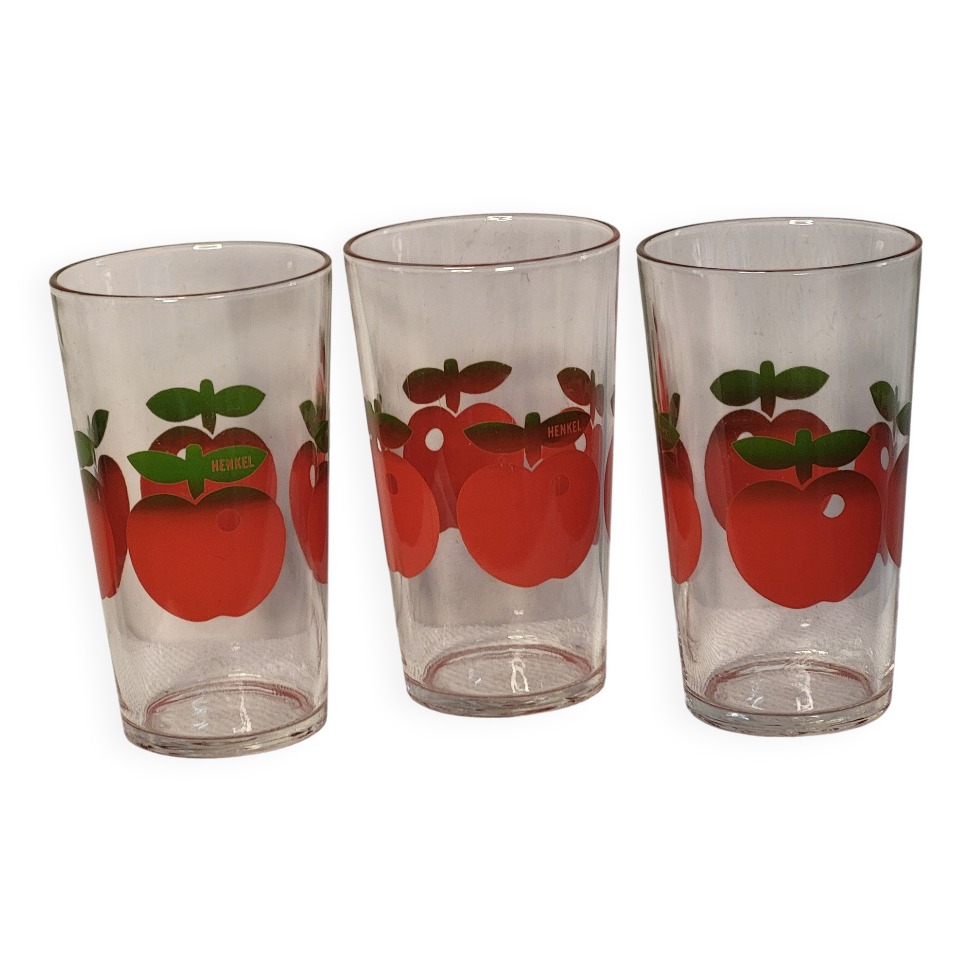 Glass apples