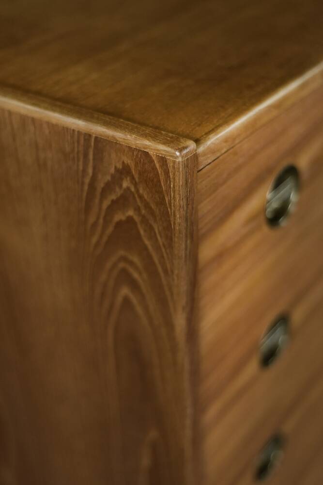 Mid-century modern Danish high chest of drawers in teak with brass handles, 1960s