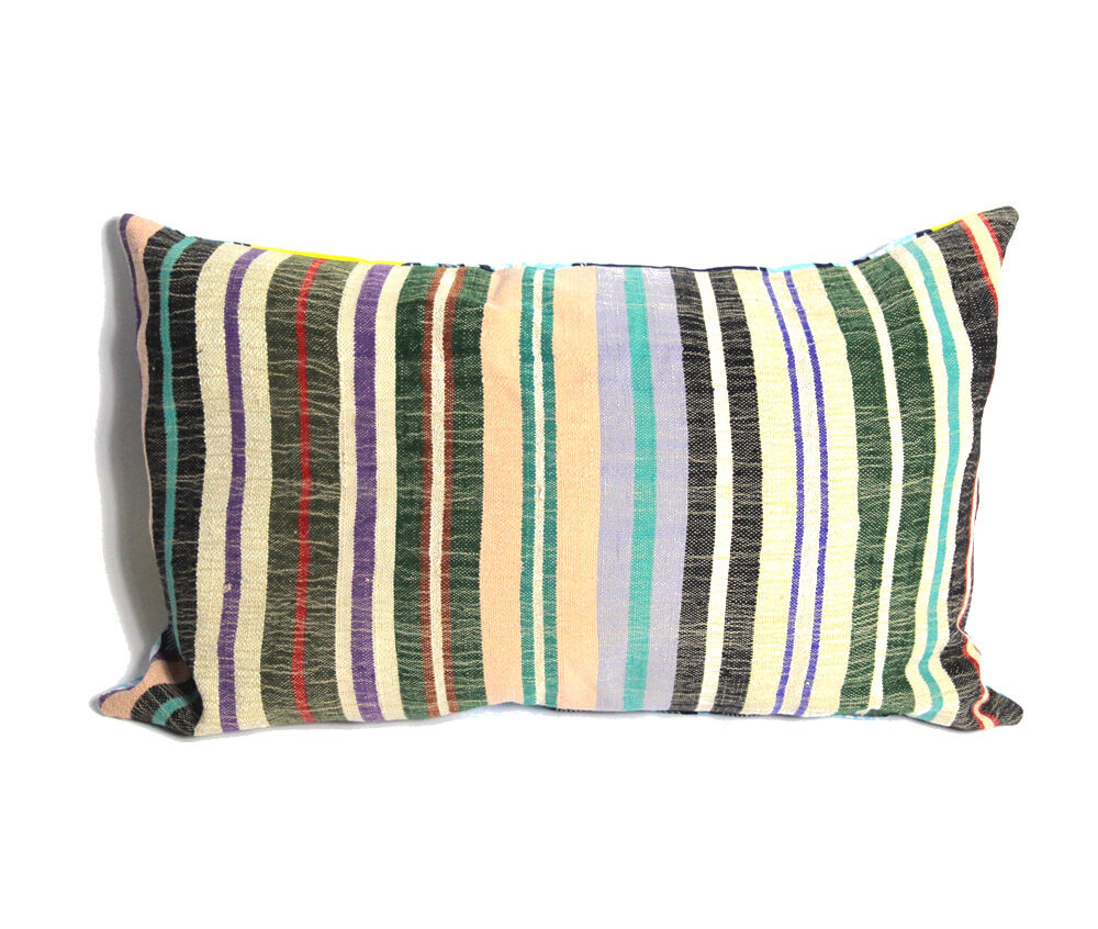 Striped cushion and wax