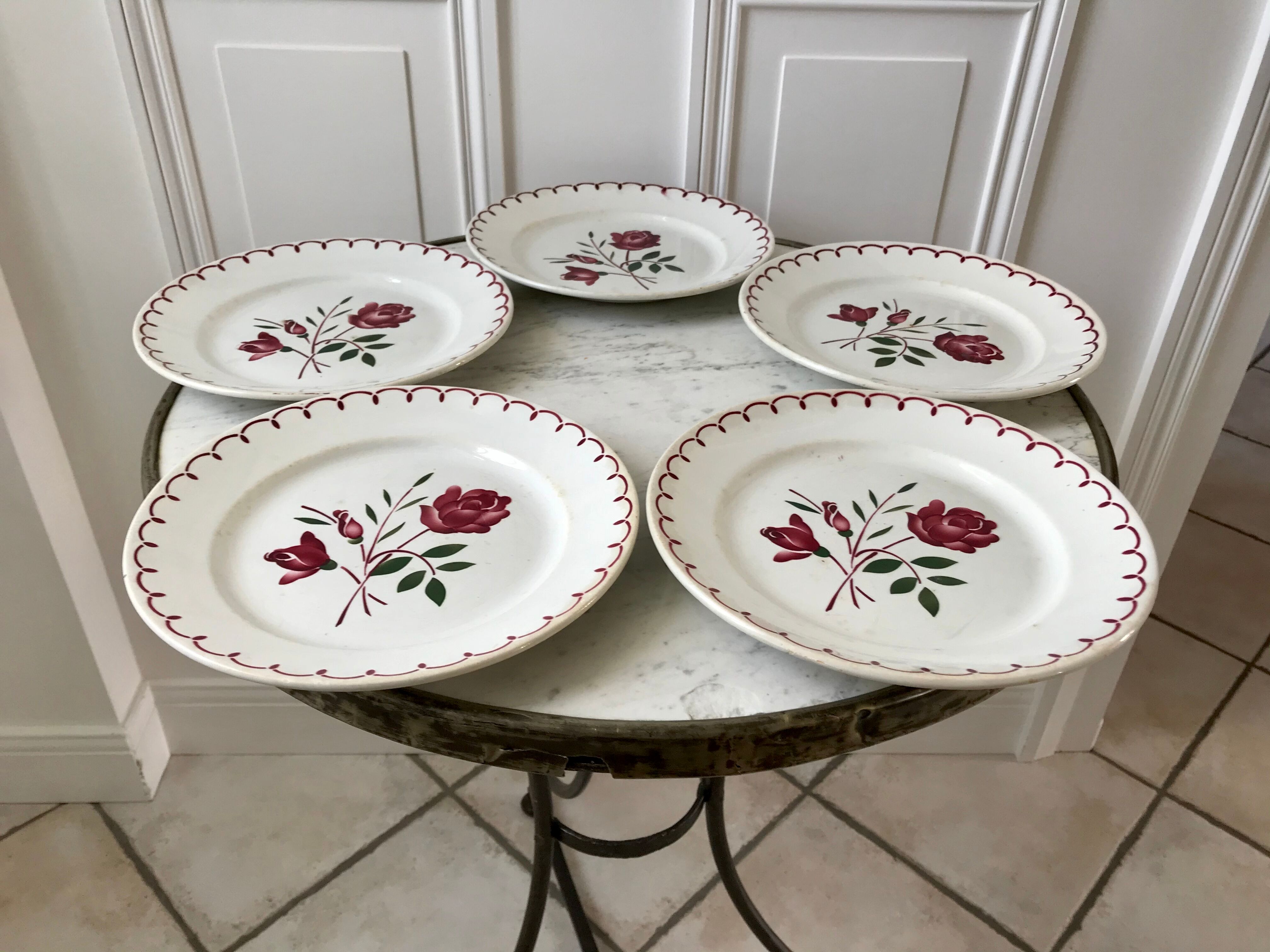 Set of 5 flat plates Badonviller with flowers 30s