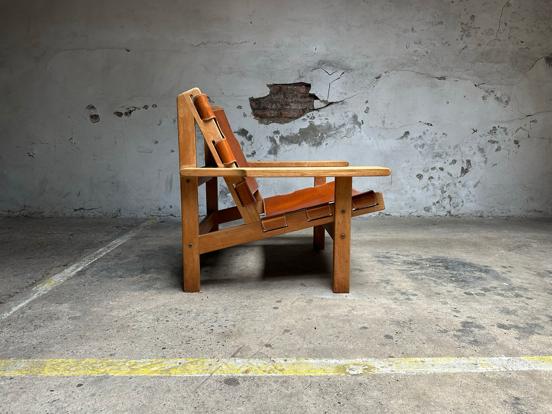 Fauteuil de chasse Kurt Østervig design danois chêne cuir