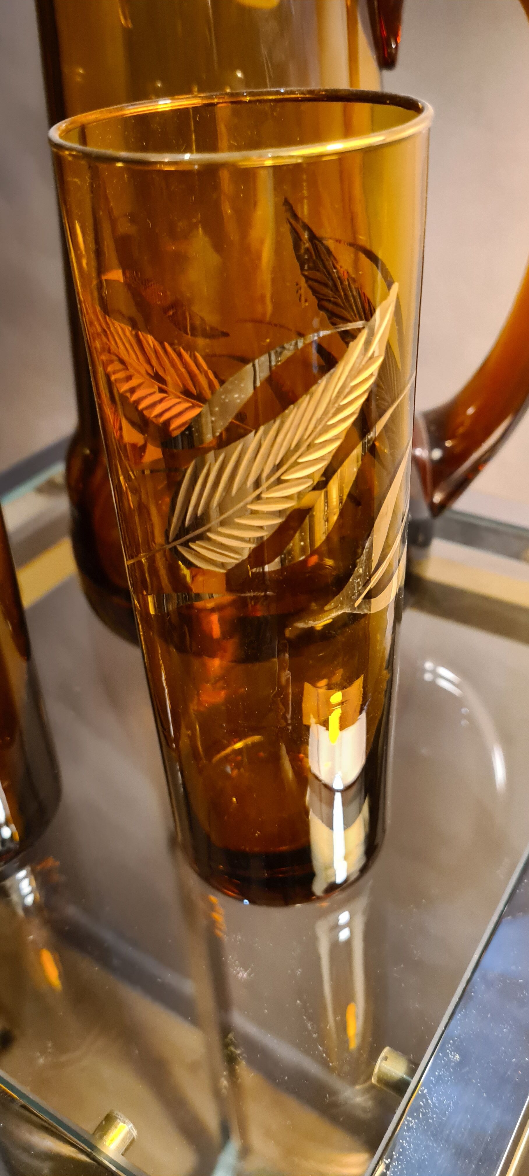 service 3 glasses and decanter color dark amber and gold 1970