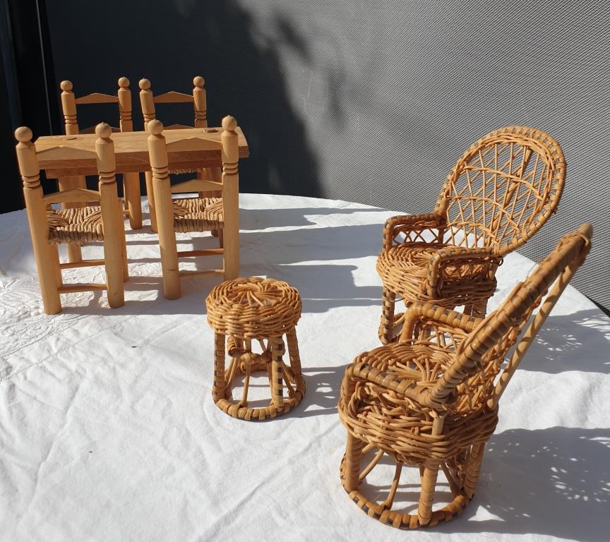 Lot 8 miniature vintage toys tables and seats