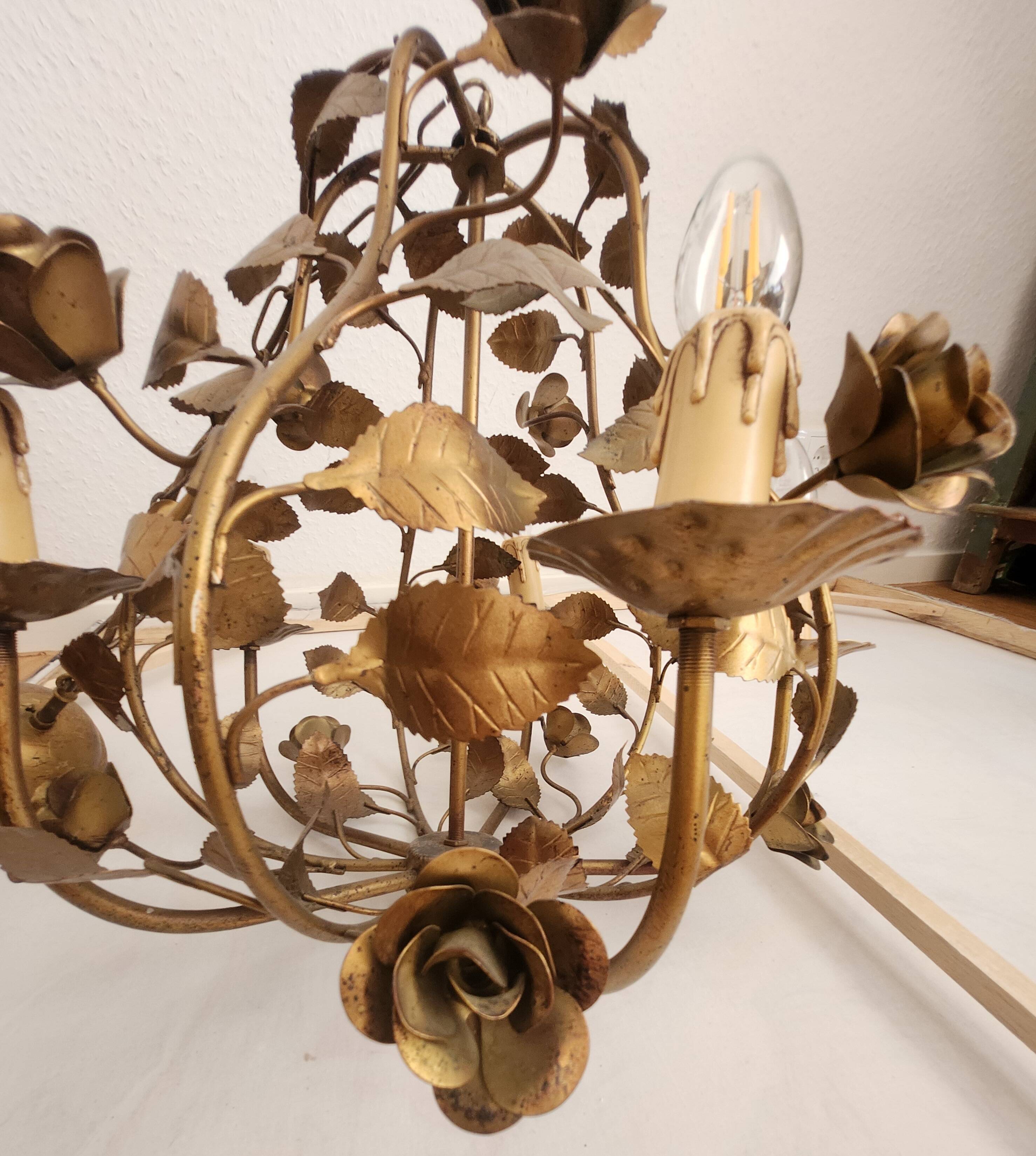 Chandelier hand-forged Hollywood Regency rose leaf decorations