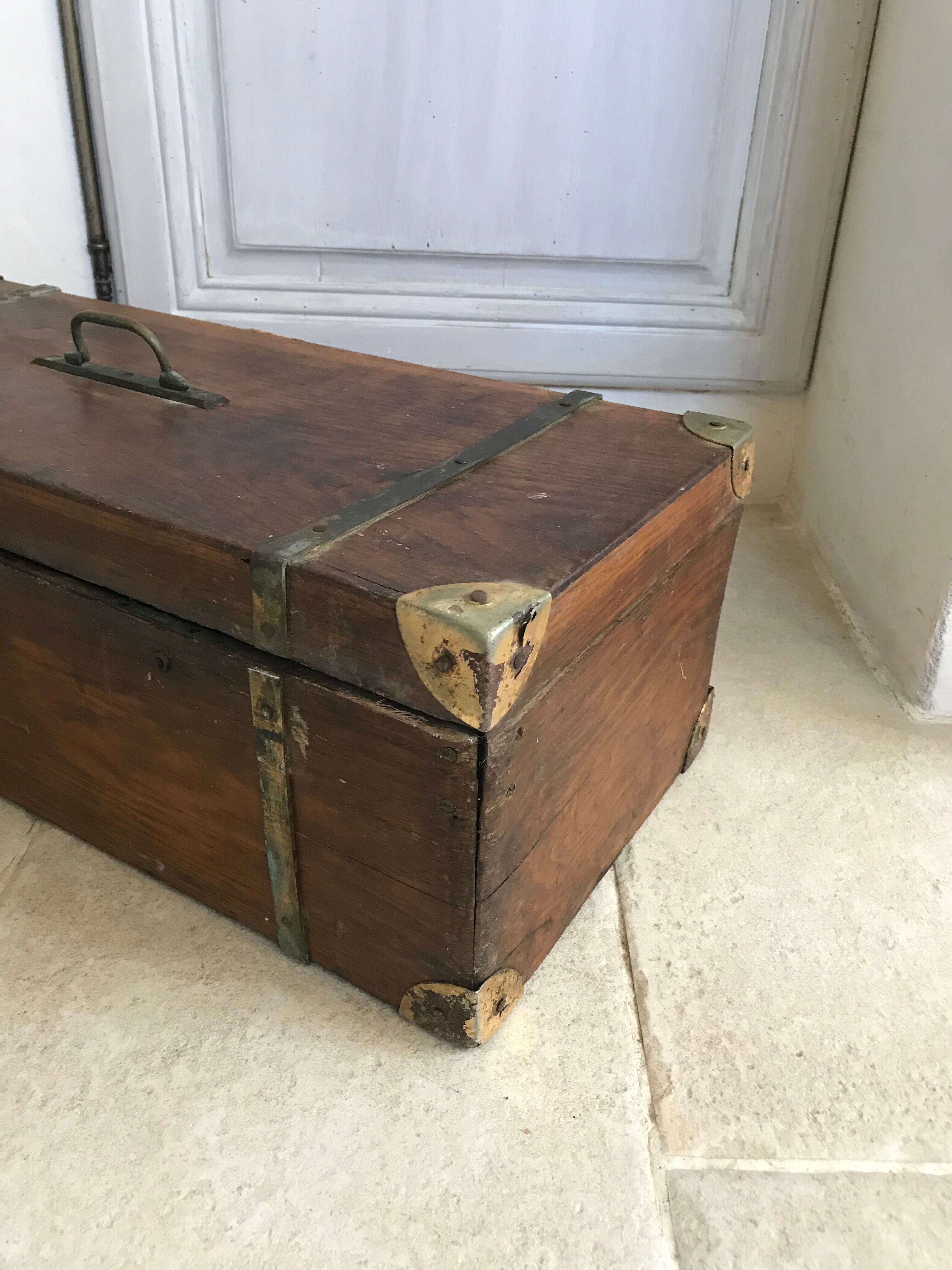 Wooden box 64x28