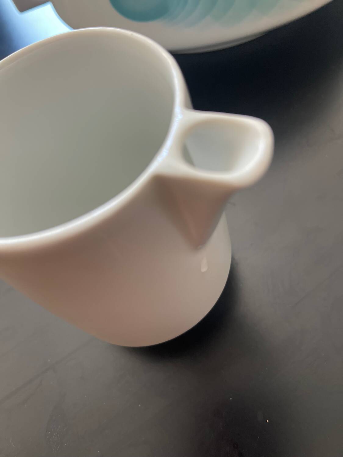 Pot à lait Bernardaud vintage