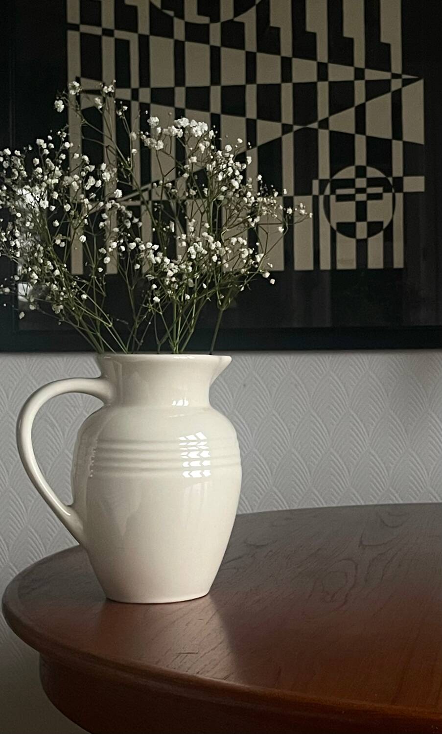 Ceramic jug Le Creuset.