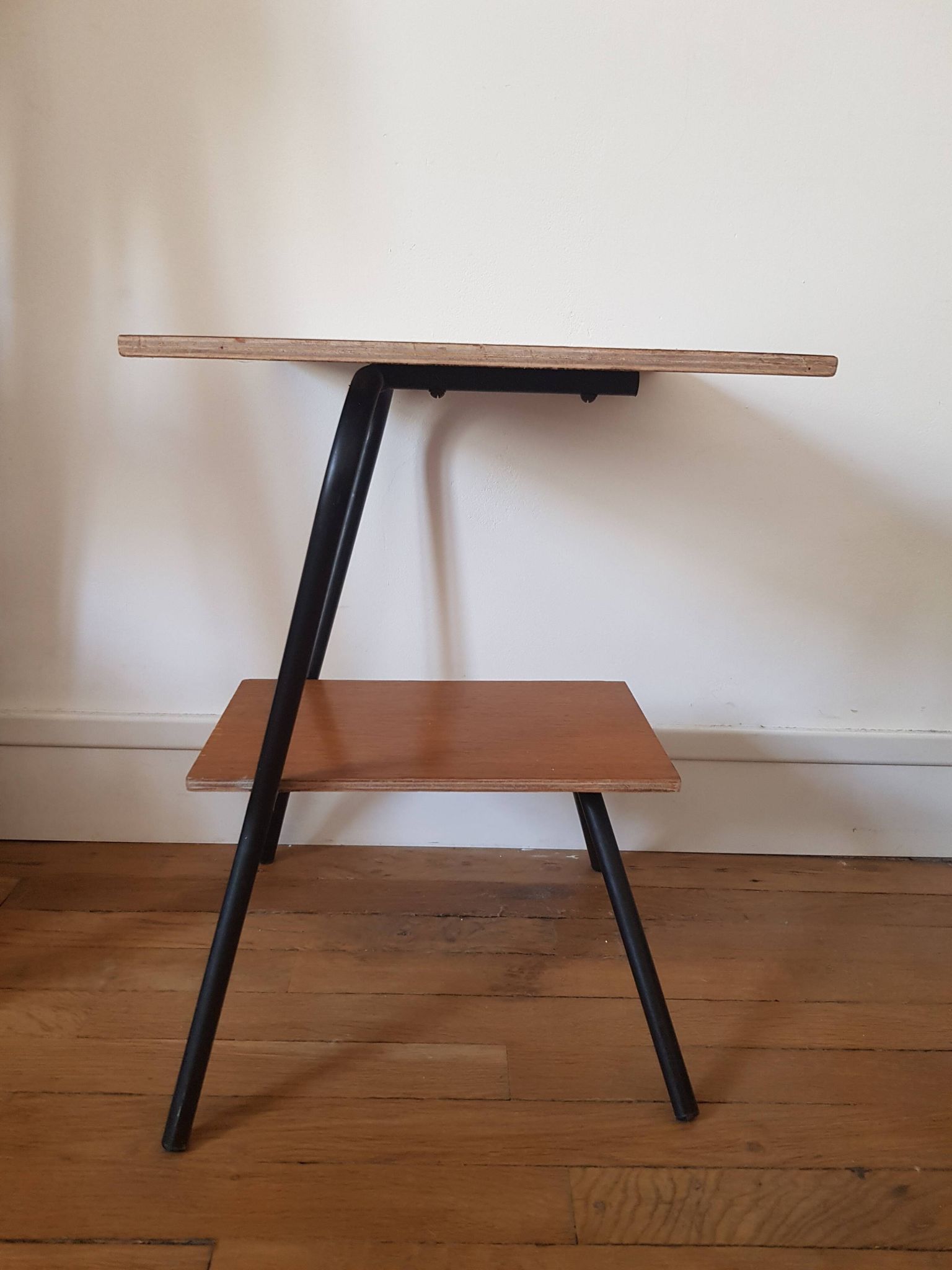 Vintage sofa end