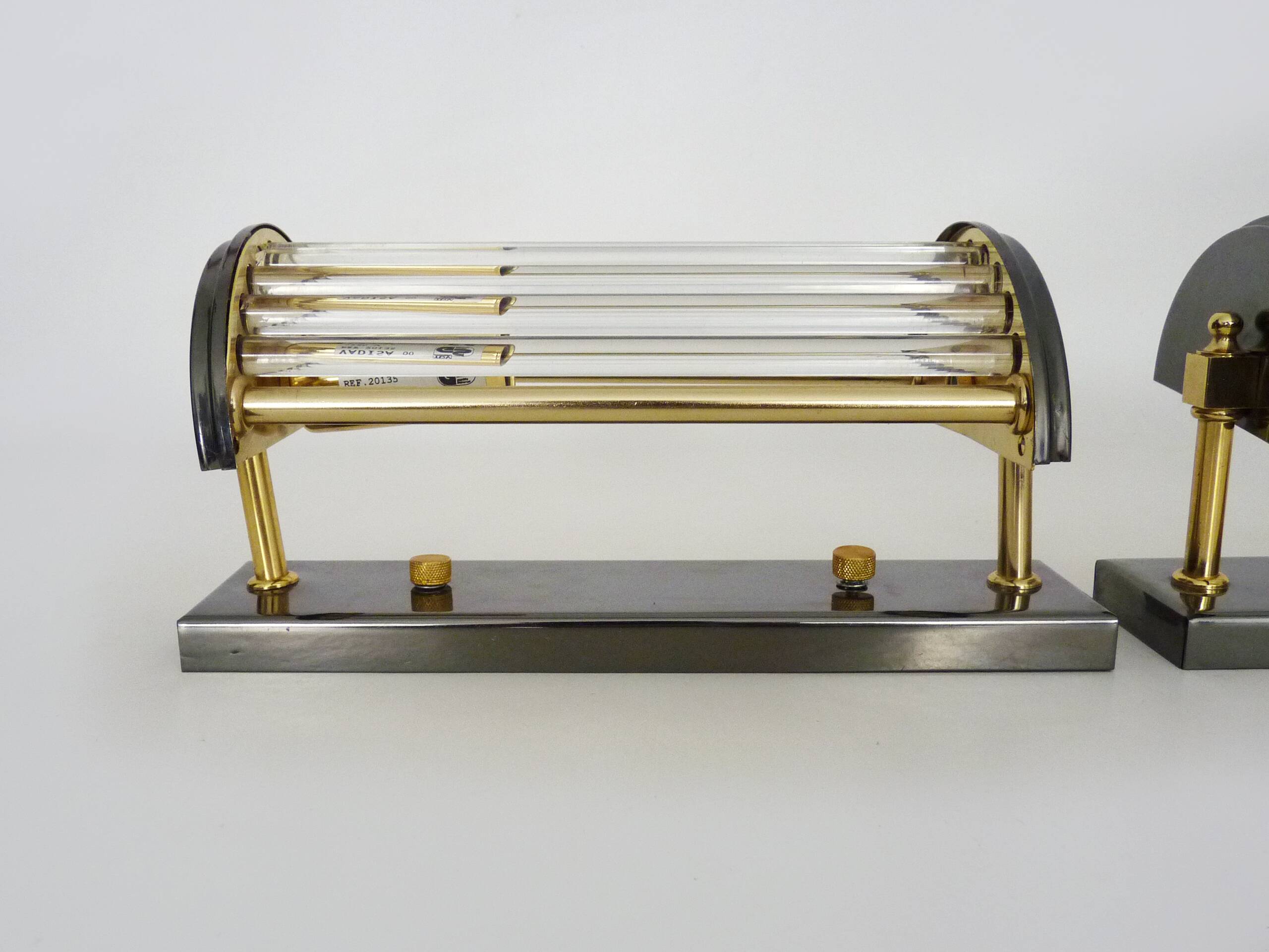 Pair of Art Deco style wall lights, brass, metal and glass GS model Vadisa. 1970s