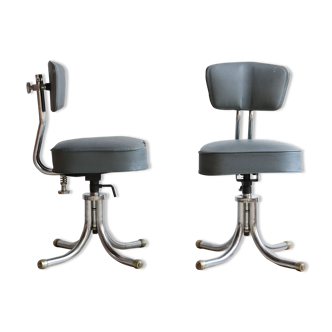 Pair of workshop chairs from the 50s in chrome steel and imitation leather